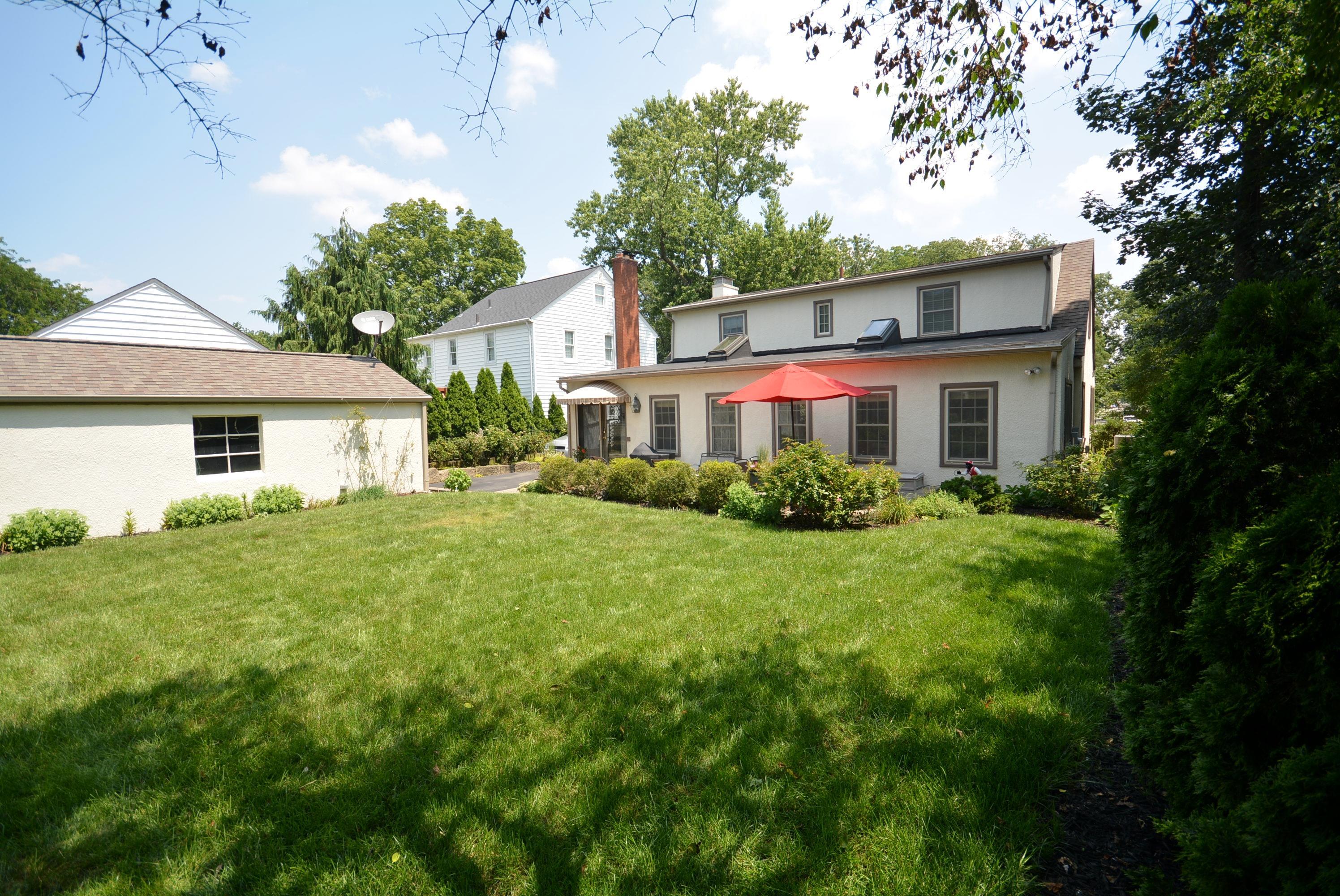 2341 Brandon Road Columbus, OH 43221 - Photo 10 of 46 Gallery Image 10