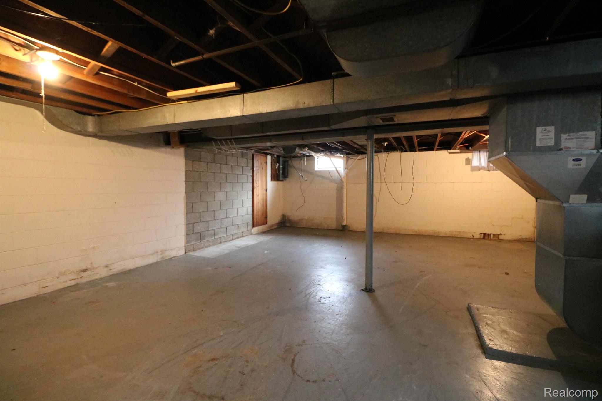 4333 Beecher Road Flint, MI 48532 - Photo 11 of 13 Gallery Image 11