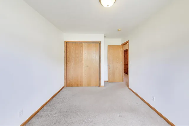 $144,900 | 150 North Wooster Street, Unit 2, Capron, IL 61012