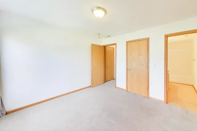 $144,900 | 150 North Wooster Street, Unit 2, Capron, IL 61012