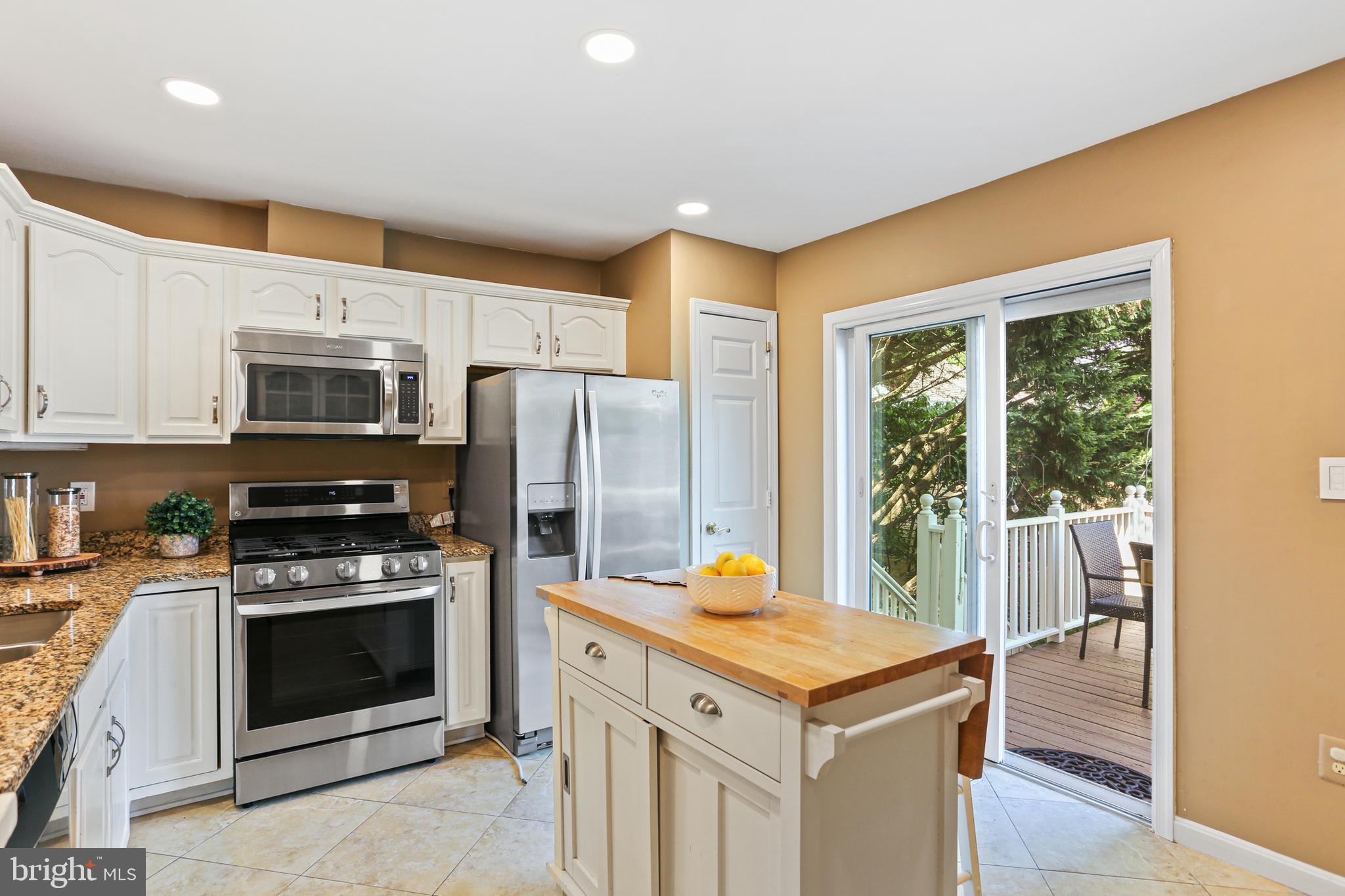 423 Little Quarry Road Gaithersburg, MD 20878 - Photo 9 of 41 Gallery Image 9