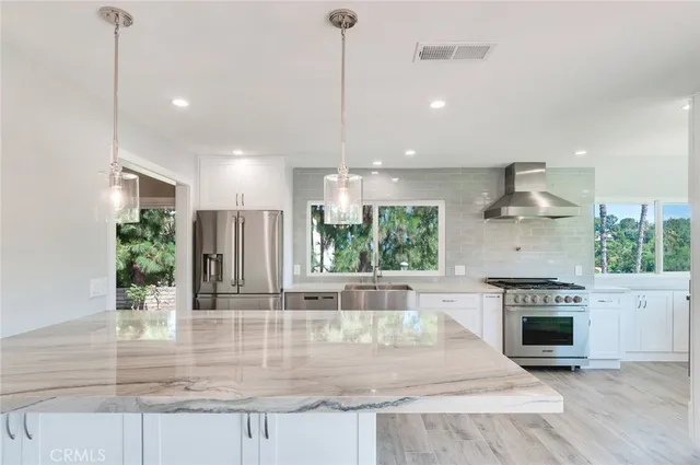 $7,800 | 11761 Highview Drive, North Tustin, CA 92705