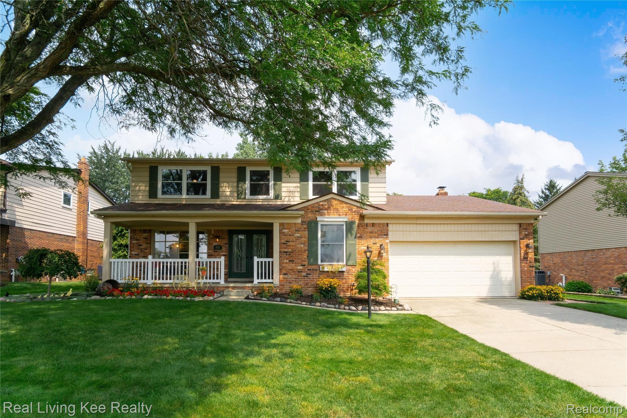 Welcome Home to 611 Abbey Court