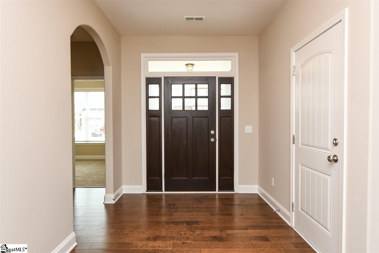 718 Corley Way Greer, SC 29651 - Photo 5 of 35 Gallery Image 5