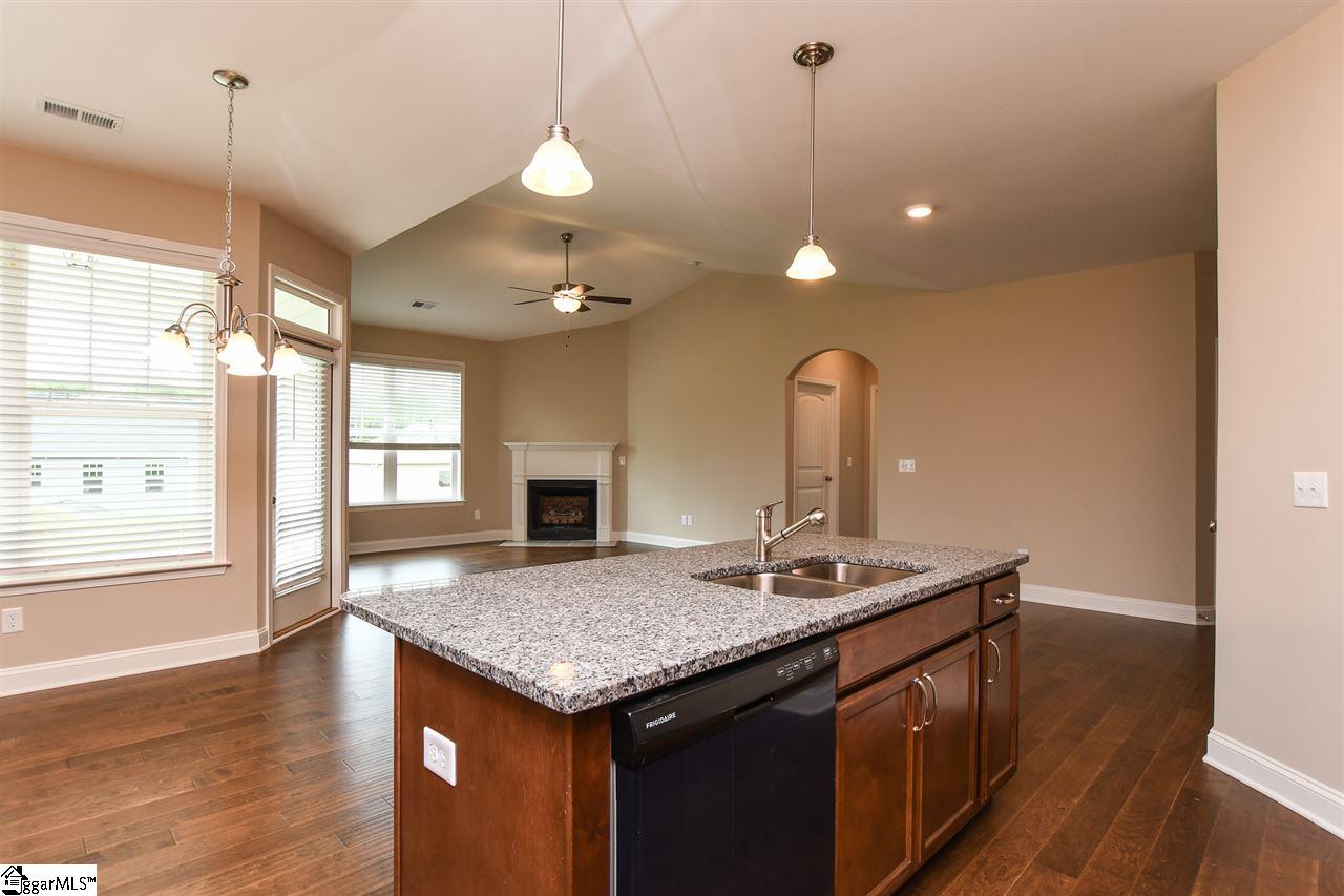 718 Corley Way Greer, SC 29651 - Photo 10 of 35 Gallery Image 10