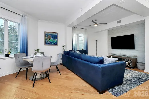 $3,100 | 300 West 5th Street, Unit 431, Charlotte, NC 28202