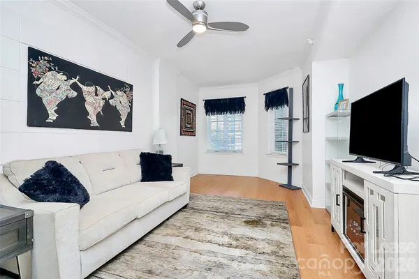 $3,100 | 300 West 5th Street, Unit 431, Charlotte, NC 28202