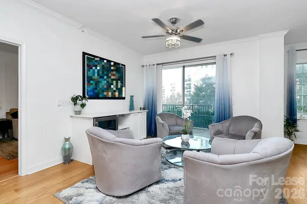 $3,100 | 300 West 5th Street, Unit 431, Charlotte, NC 28202