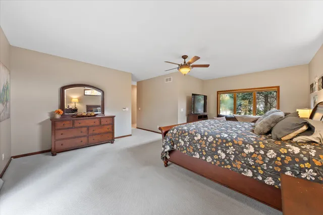 $1,385,000 | 1319 Creekside Court, Grafton, WI 53024