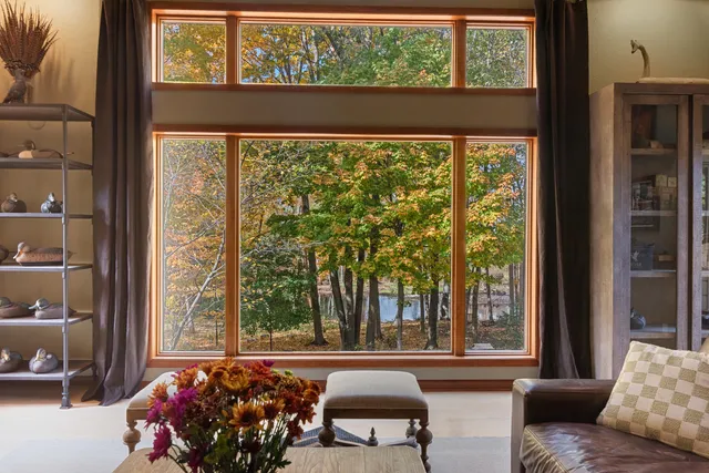 $1,385,000 | 1319 Creekside Court, Grafton, WI 53024