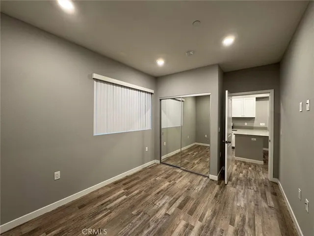 $4,000 | 623 Normandie Avenue, Los Angeles, CA 90004