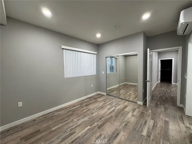 $4,000 | 623 Normandie Avenue, Los Angeles, CA 90004