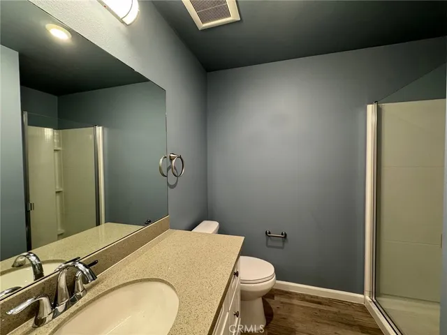 $4,000 | 623 Normandie Avenue, Los Angeles, CA 90004