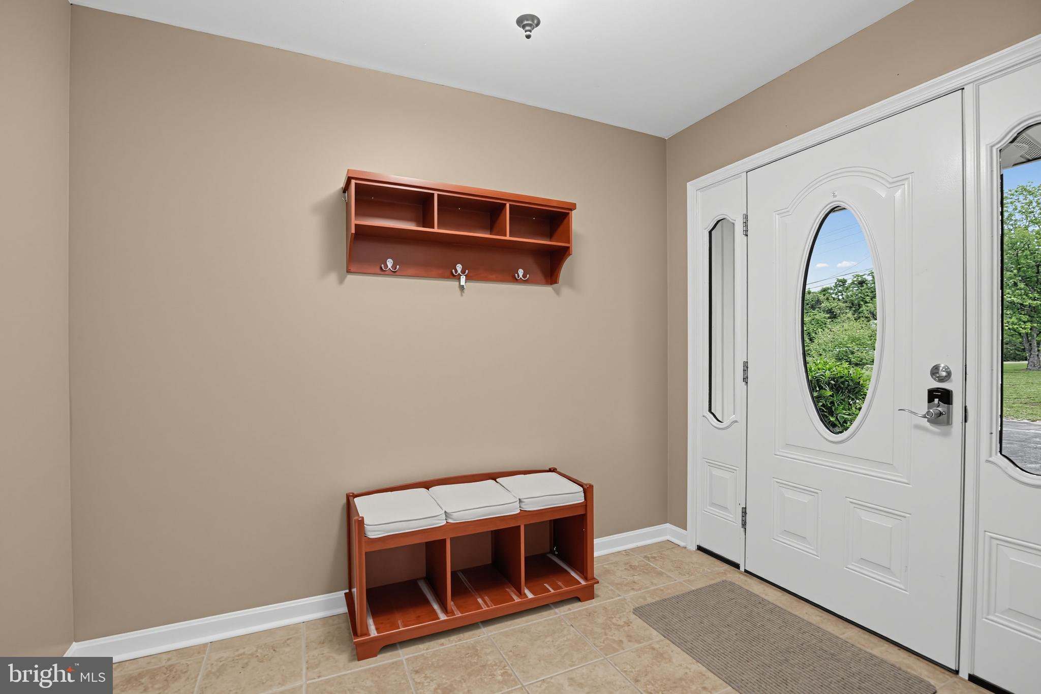 9430 Solomons Island Road North Owings, MD 20736 - Photo 5 of 36 Gallery Image 5