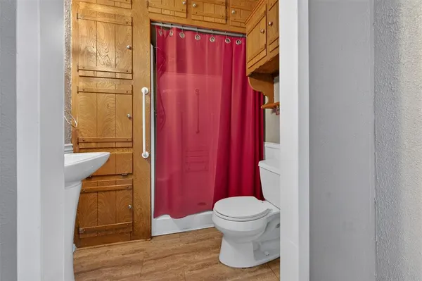 $500,000 | 106 Snyder Ranch Road, Trinidad, TX 75163