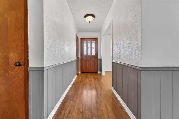 $500,000 | 106 Snyder Ranch Road, Trinidad, TX 75163