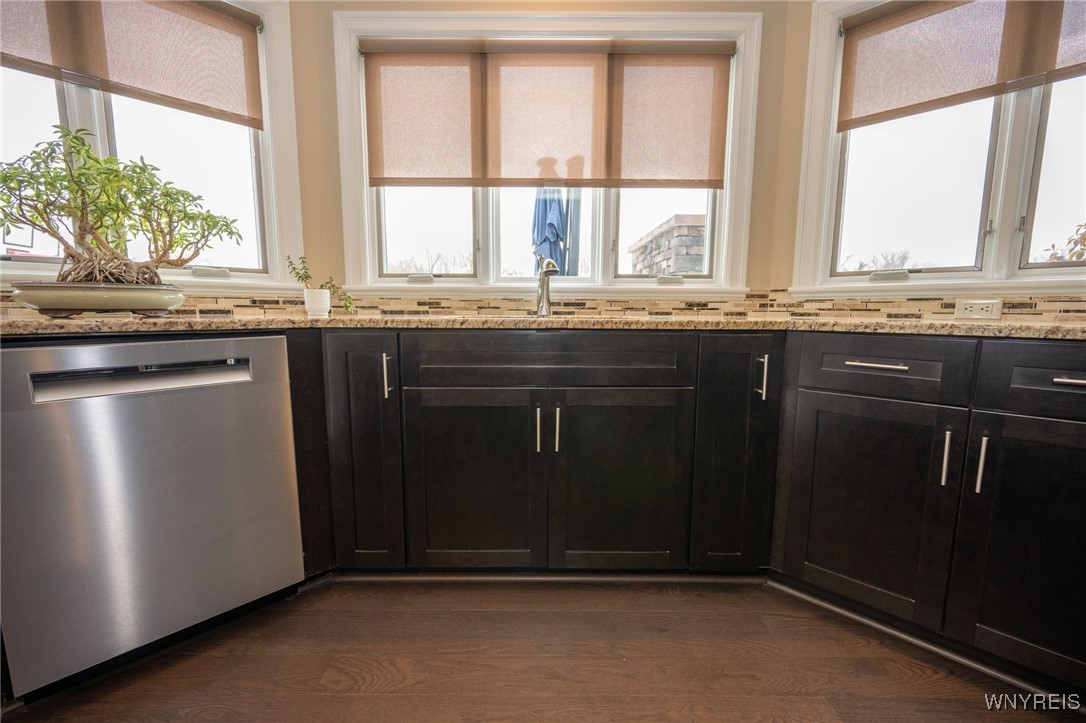 33 South Rockingham Way Amherst, NY 14228 - Photo 16 of 50