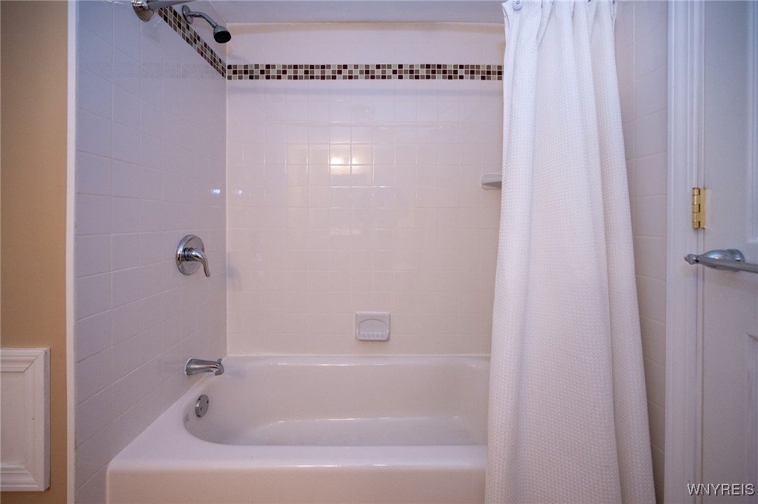 33 South Rockingham Way Amherst, NY 14228 - Photo 39 of 50