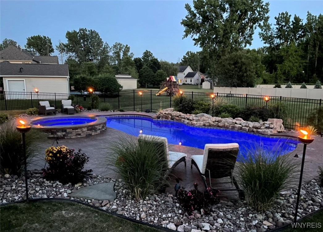 33 South Rockingham Way Amherst, NY 14228 - Photo 45 of 50