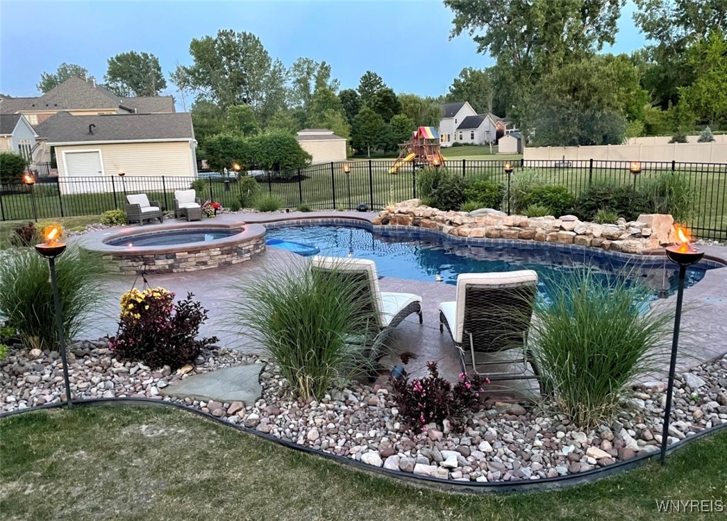 33 South Rockingham Way Amherst, NY 14228 - Photo 46 of 50