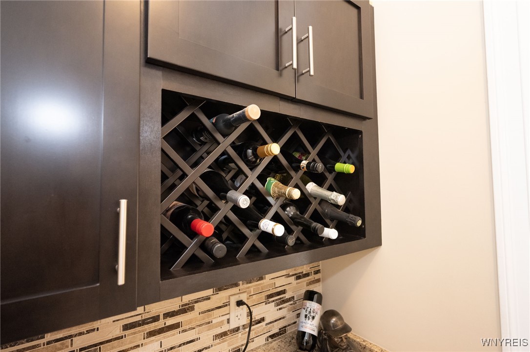 33 South Rockingham Way Amherst, NY 14228 - Photo 7 of 50