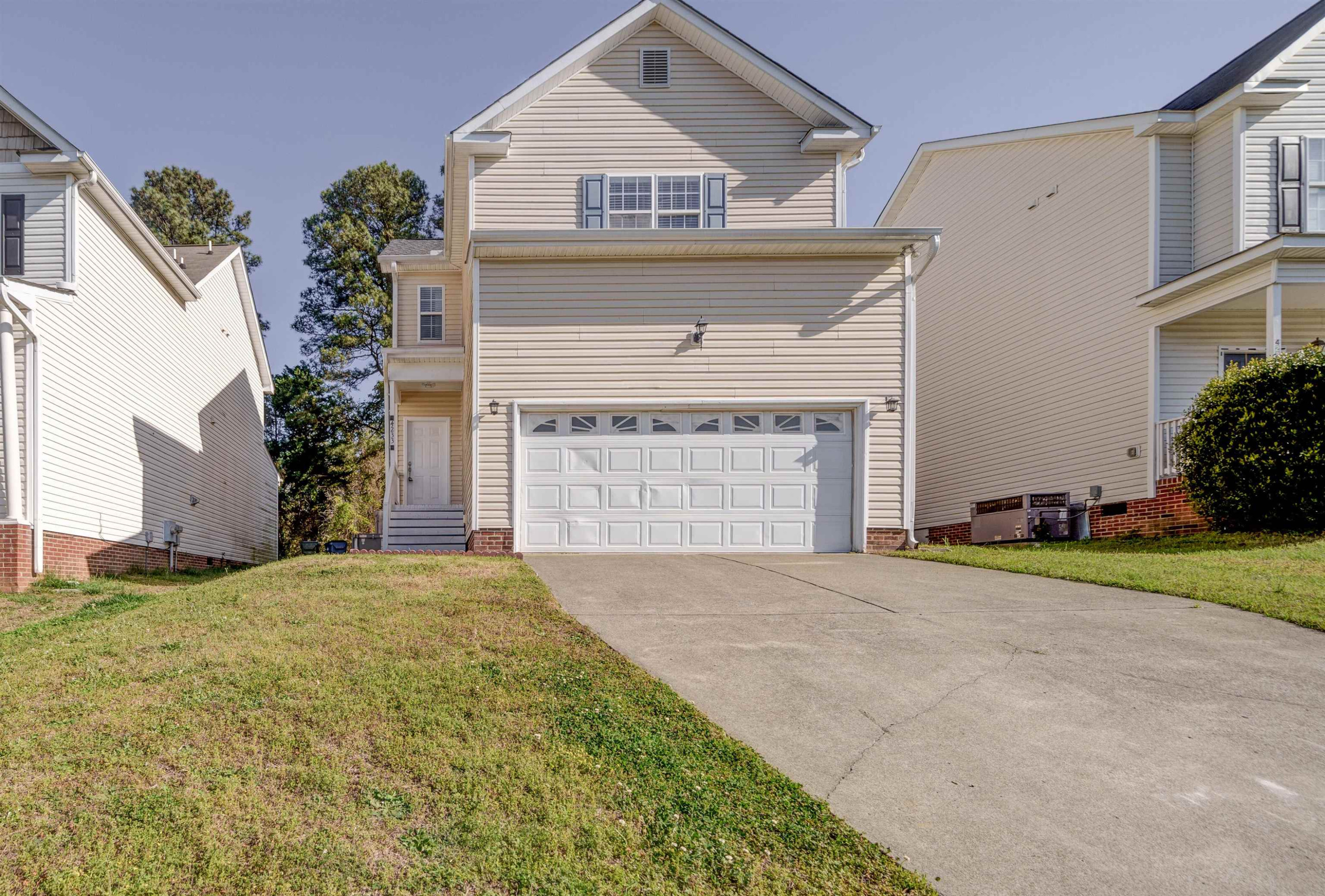 4233 Beacon Crest Way Raleigh, NC 27604 - Photo 2 of 40 Photo 2