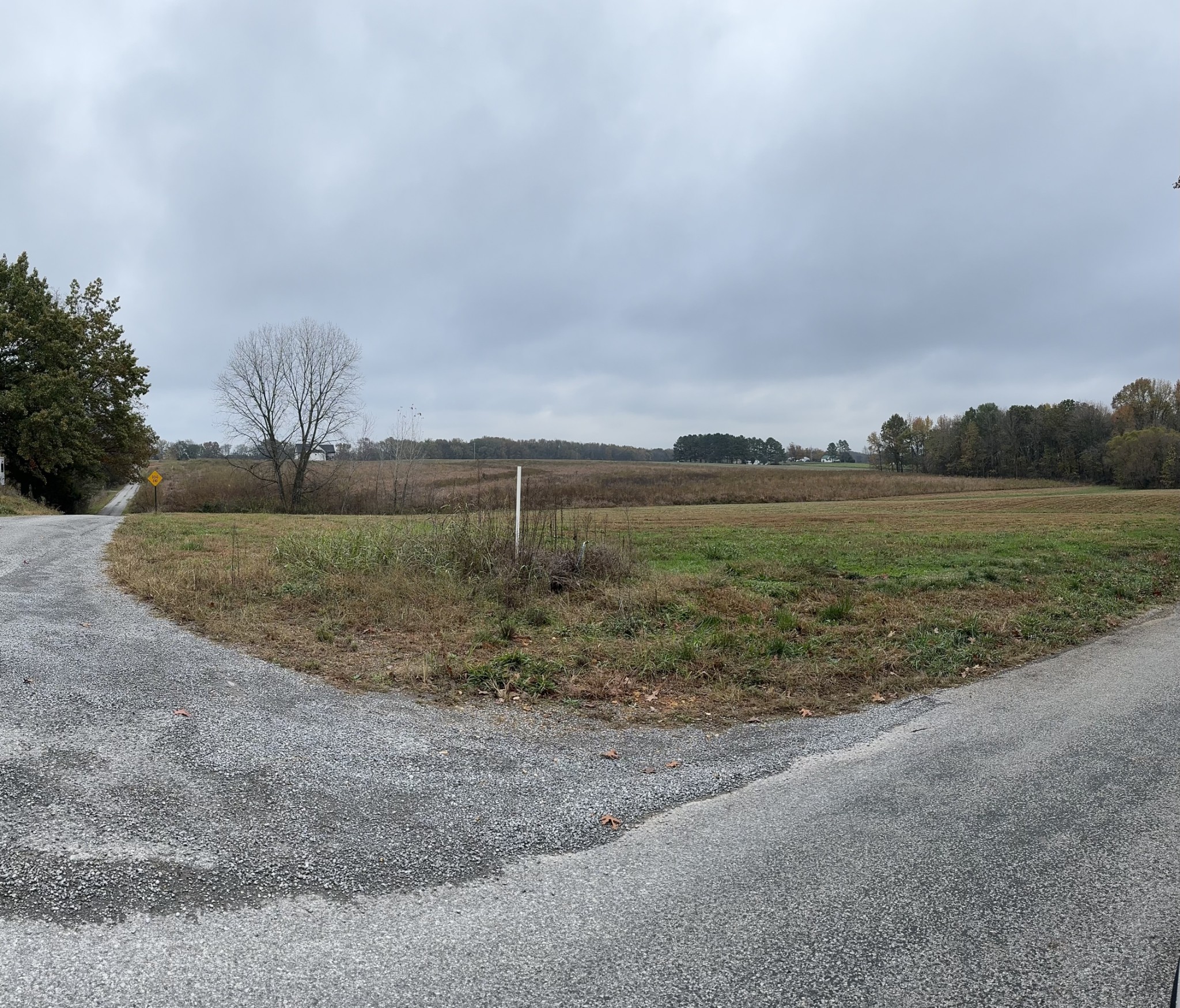 5257 Fred Perry Road Springfield, TN 37172 - Photo 8 of 12 a view of a field with an ocean