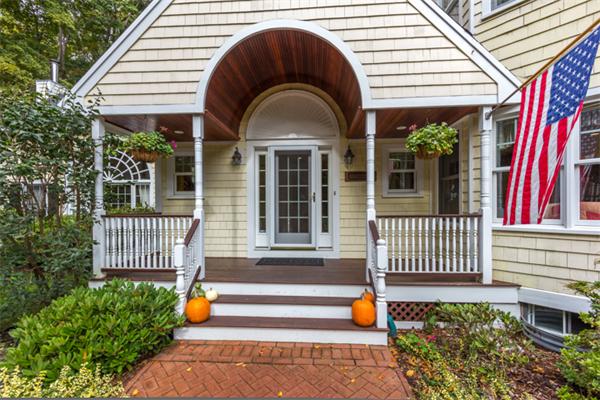 121 Chebacco Road Hamilton, MA 01982 - Photo 2 of 28 Gallery Image 2
