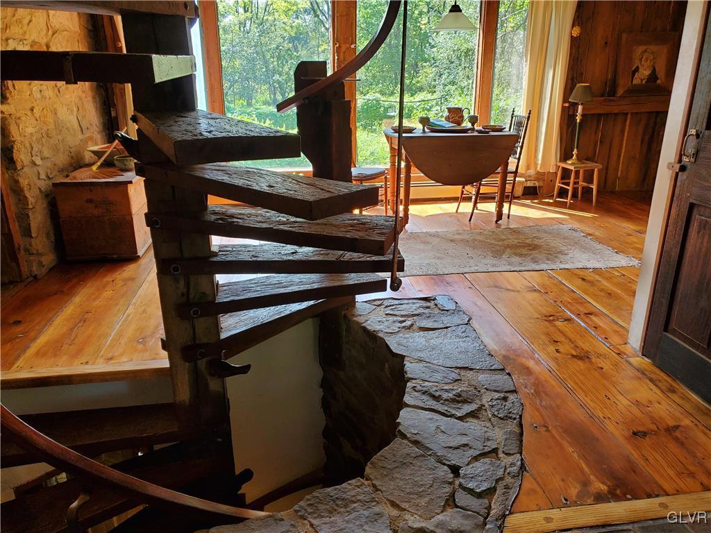 1966 Creek Road Bethlehem, PA 18015 - Photo 15 of 50 Gallery Image 15