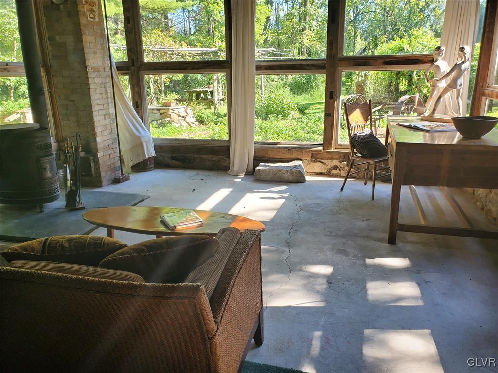 1966 Creek Road Bethlehem, PA 18015 - Photo 26 of 50 Gallery Image 26