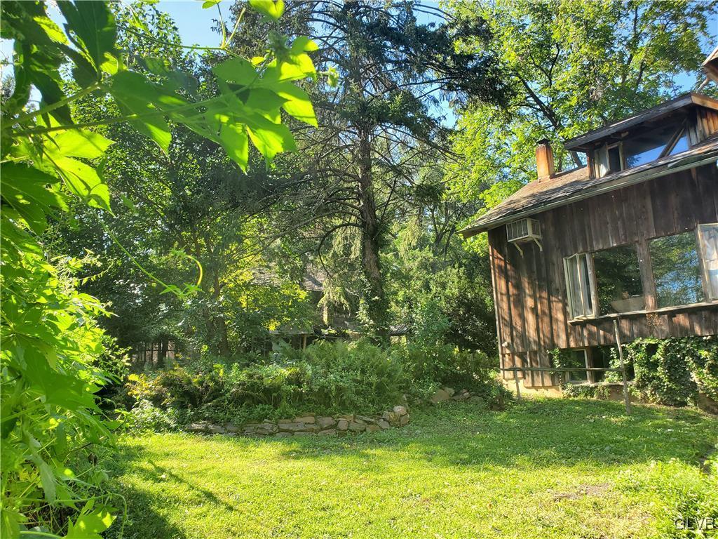 1966 Creek Road Bethlehem, PA 18015 - Photo 46 of 50 Gallery Image 46