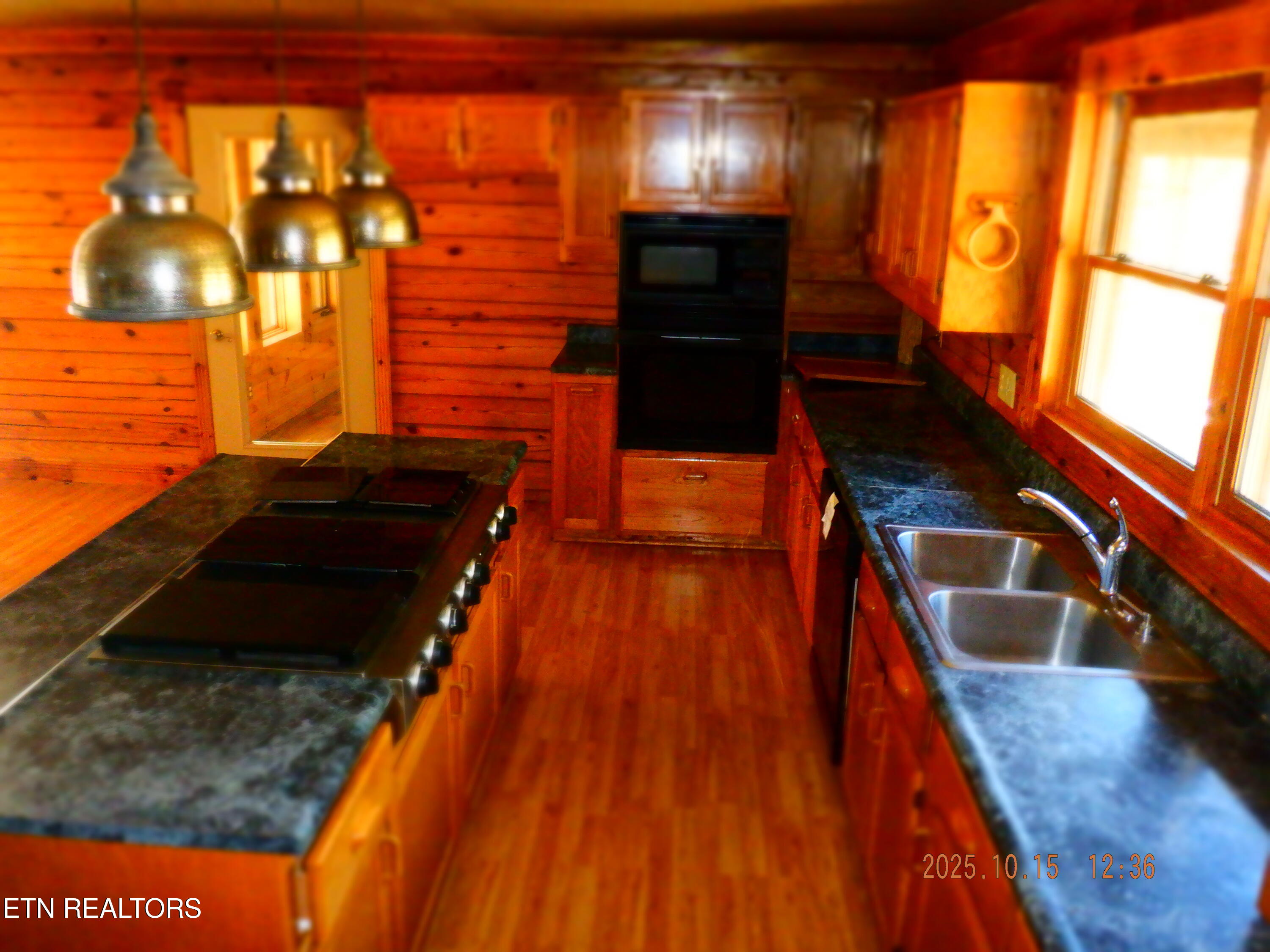 370 Brave Drive Oneida, TN 37841 - Photo 13 of 43 DSCF2274