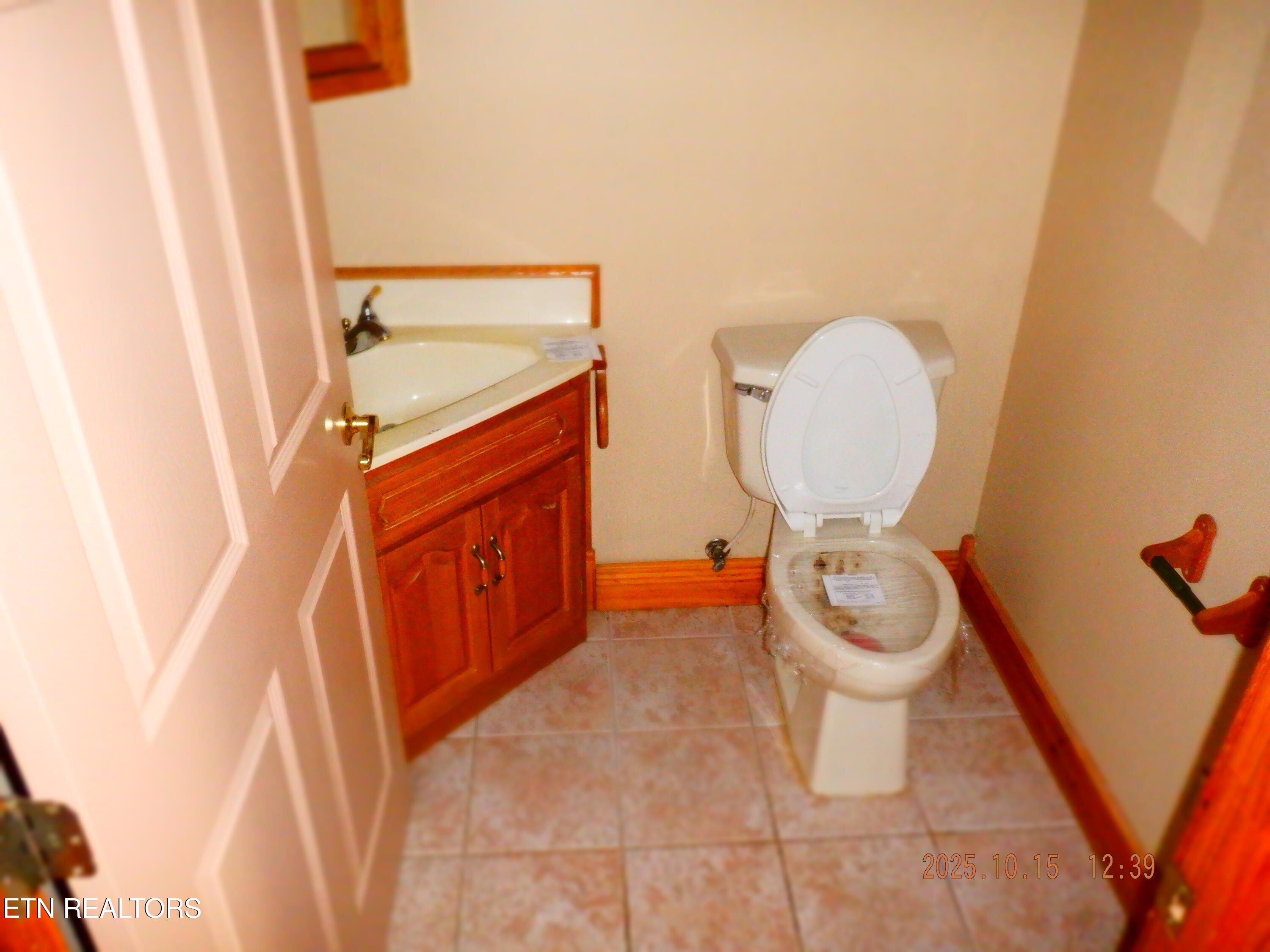 370 Brave Drive Oneida, TN 37841 - Photo 16 of 43 DSCF2290