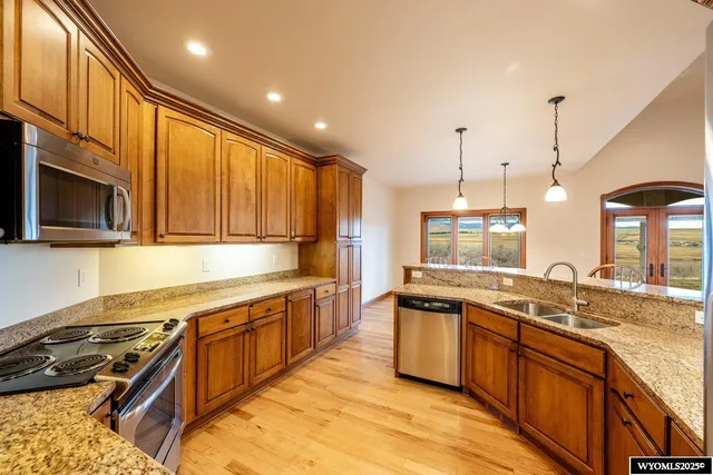 $975,000 | 27 Hilltop Drive, Buffalo, WY 82834