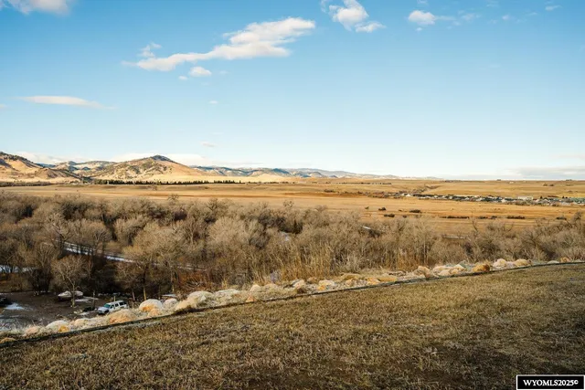 $975,000 | 27 Hilltop Drive, Buffalo, WY 82834