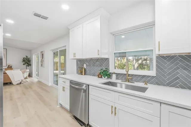 $439,900 | 6813 Circle Creek Drive, Pinellas Park, FL 33781