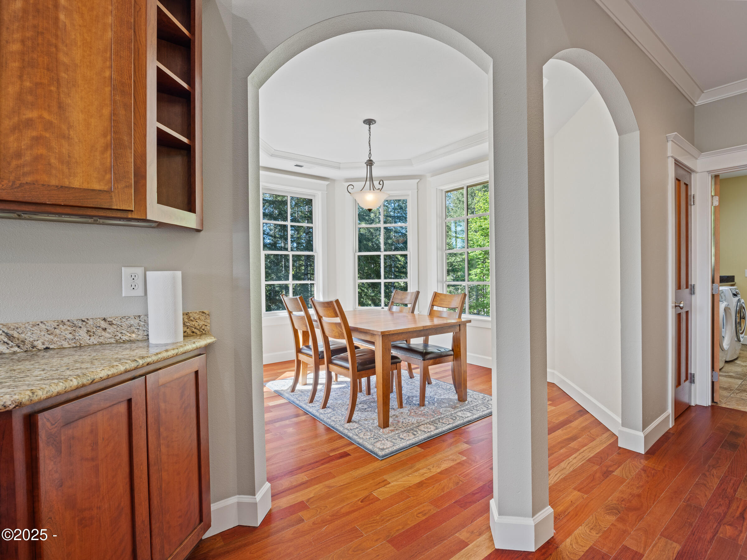 245 Olalla Road Toledo, OR 97391 - Photo 12 of 47 Open Dining Area