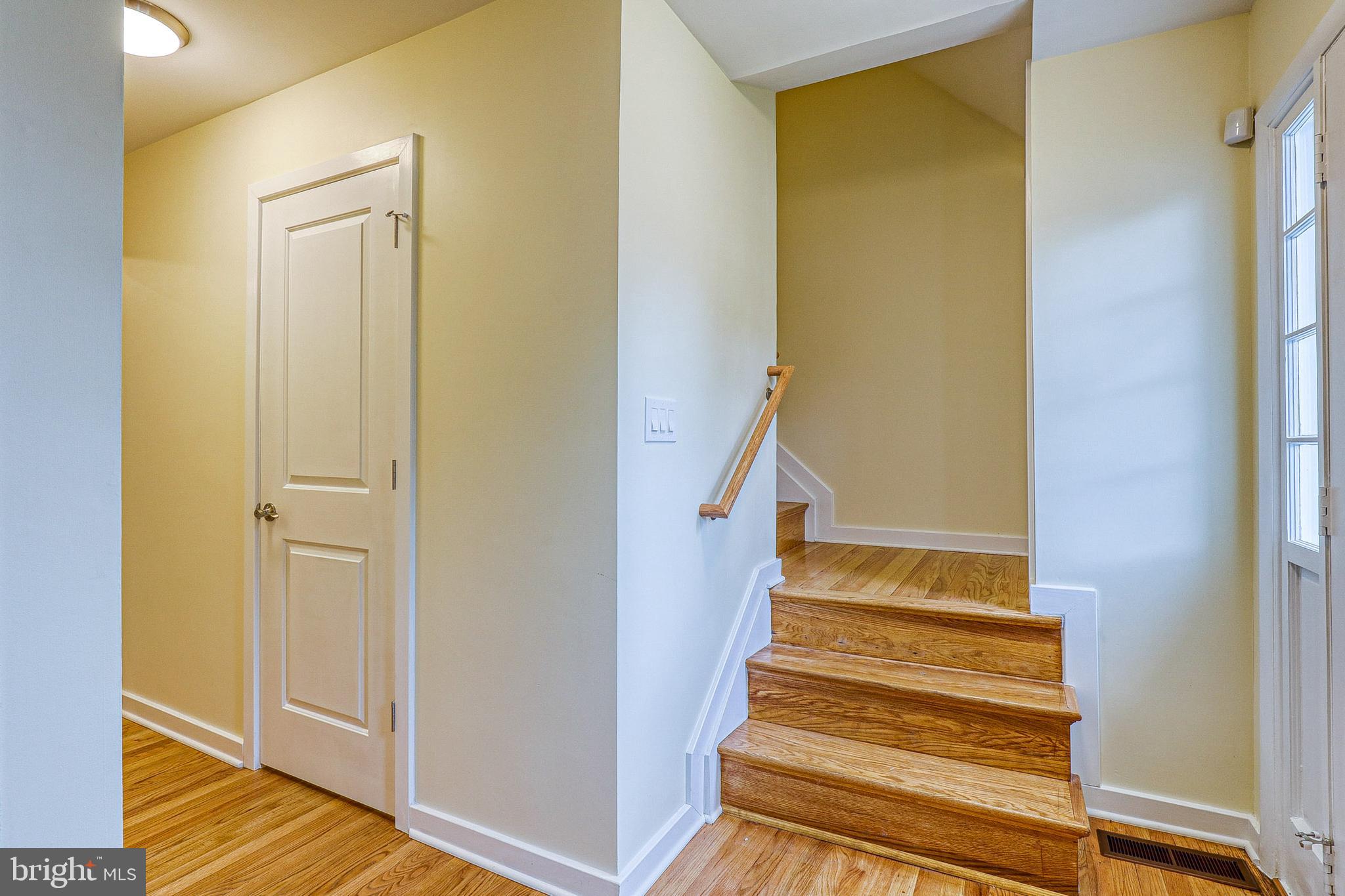 522 Anneslie Road Baltimore, MD 21212 - Photo 5 of 35
