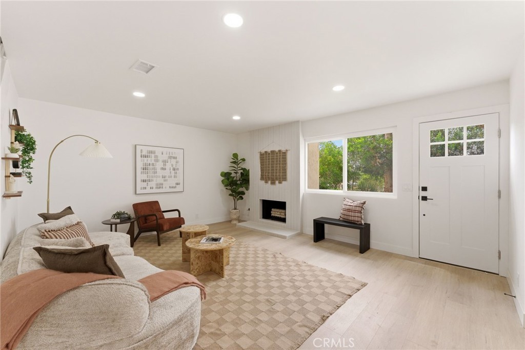 245 Countryhaven Road Encinitas, CA 92024 - Photo 8 of 35