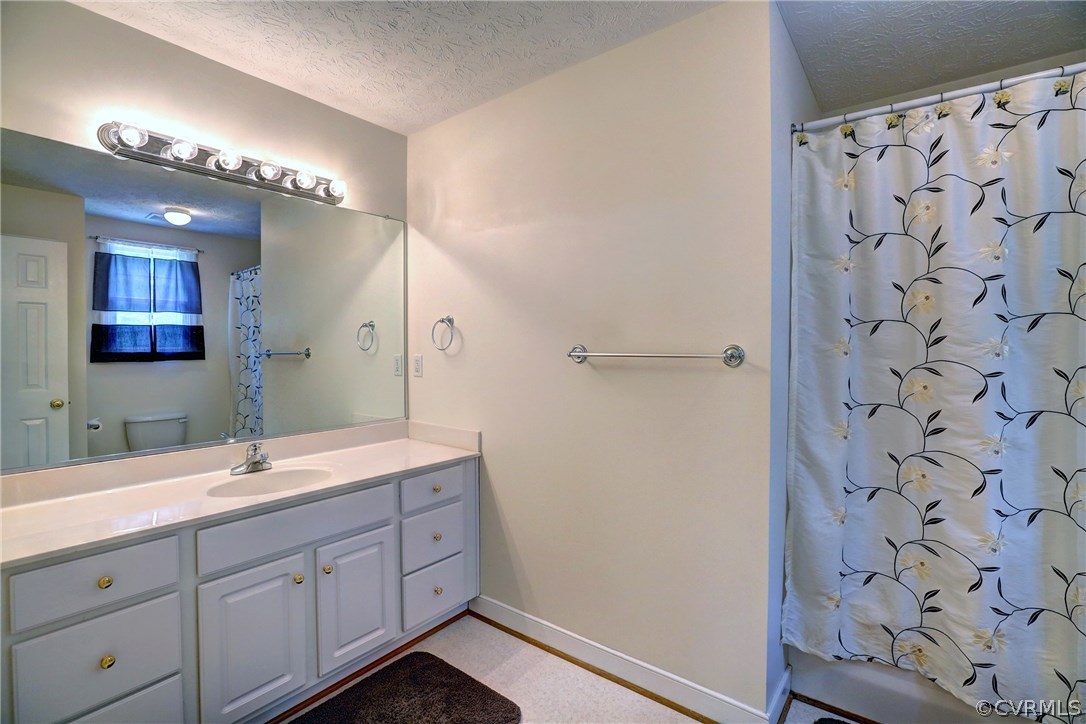 1445 Dispatch Road Quinton, VA 23141 - Photo 24 of 32 Master Bathroom