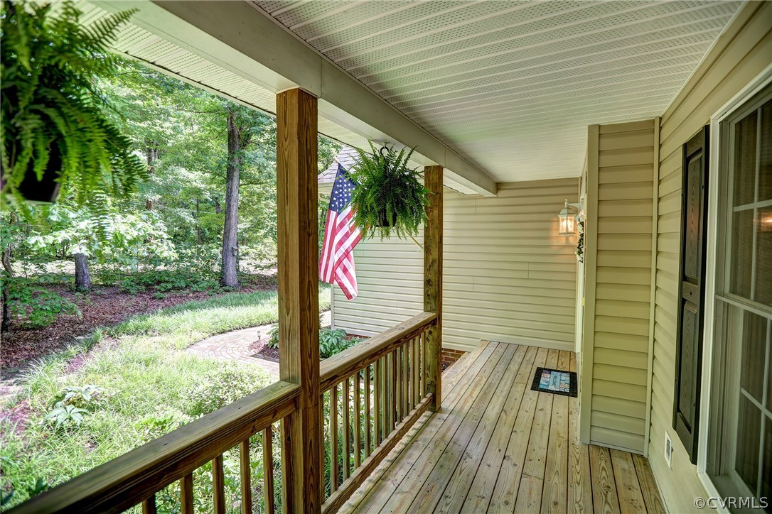 1445 Dispatch Road Quinton, VA 23141 - Photo 4 of 32 Gallery Image 4