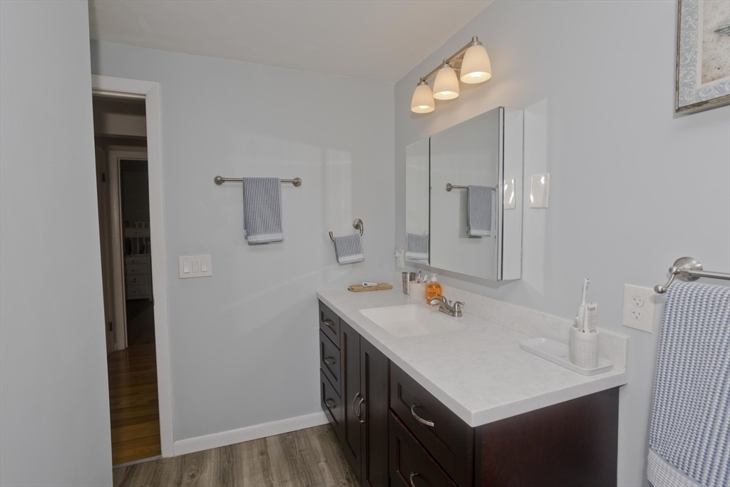 54 Sterling Road Holyoke, MA 01040 - Photo 28 of 37