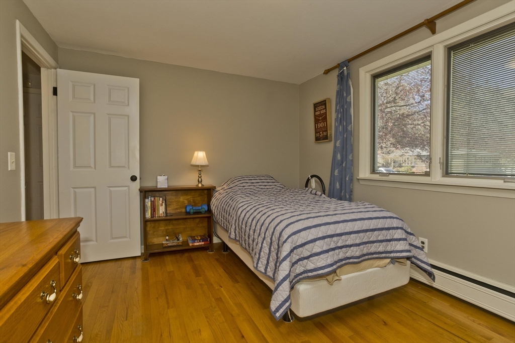 54 Sterling Road Holyoke, MA 01040 - Photo 30 of 37