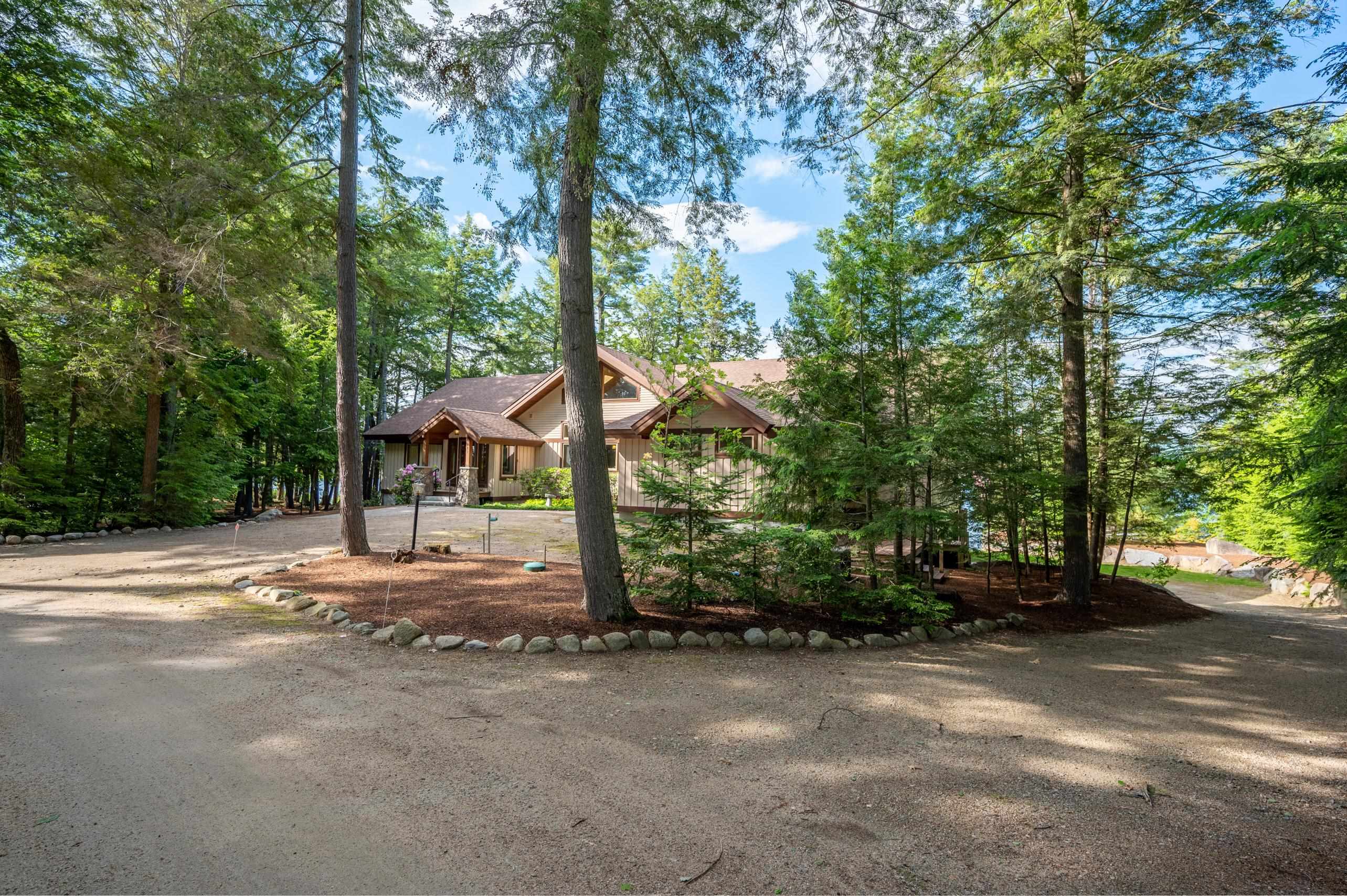 285 Long Point Road Moultonborough, NH 03254 - Photo 14 of 40