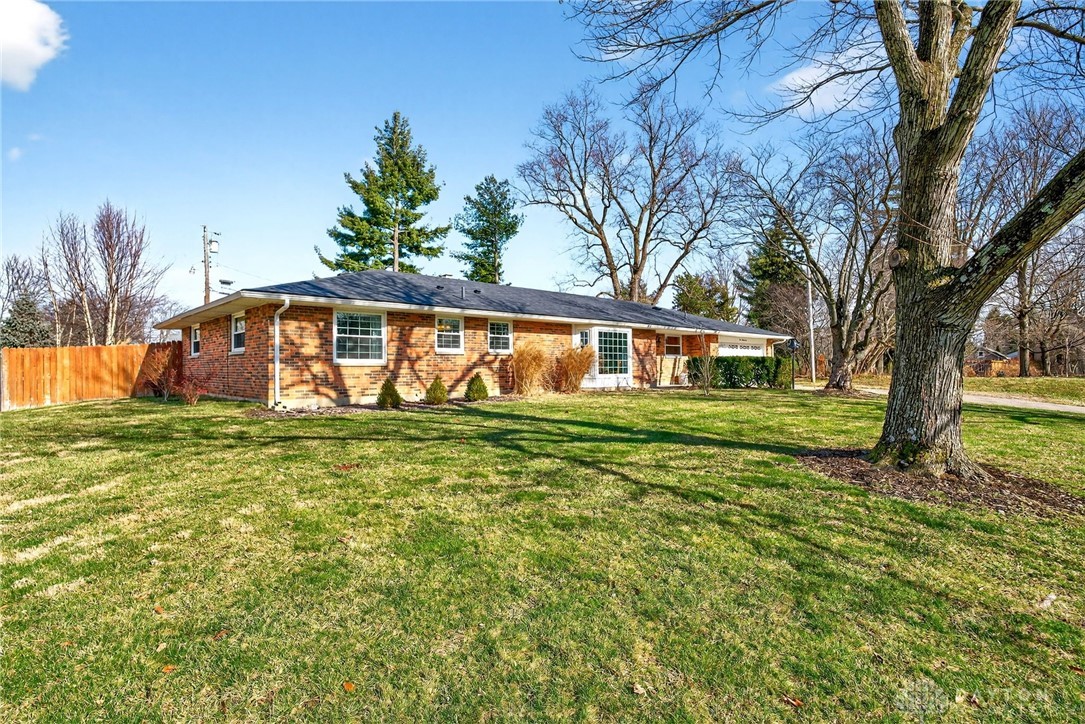 371 West David Road Dayton, OH 45429 - Photo 3 of 59 Gallery Image 3
