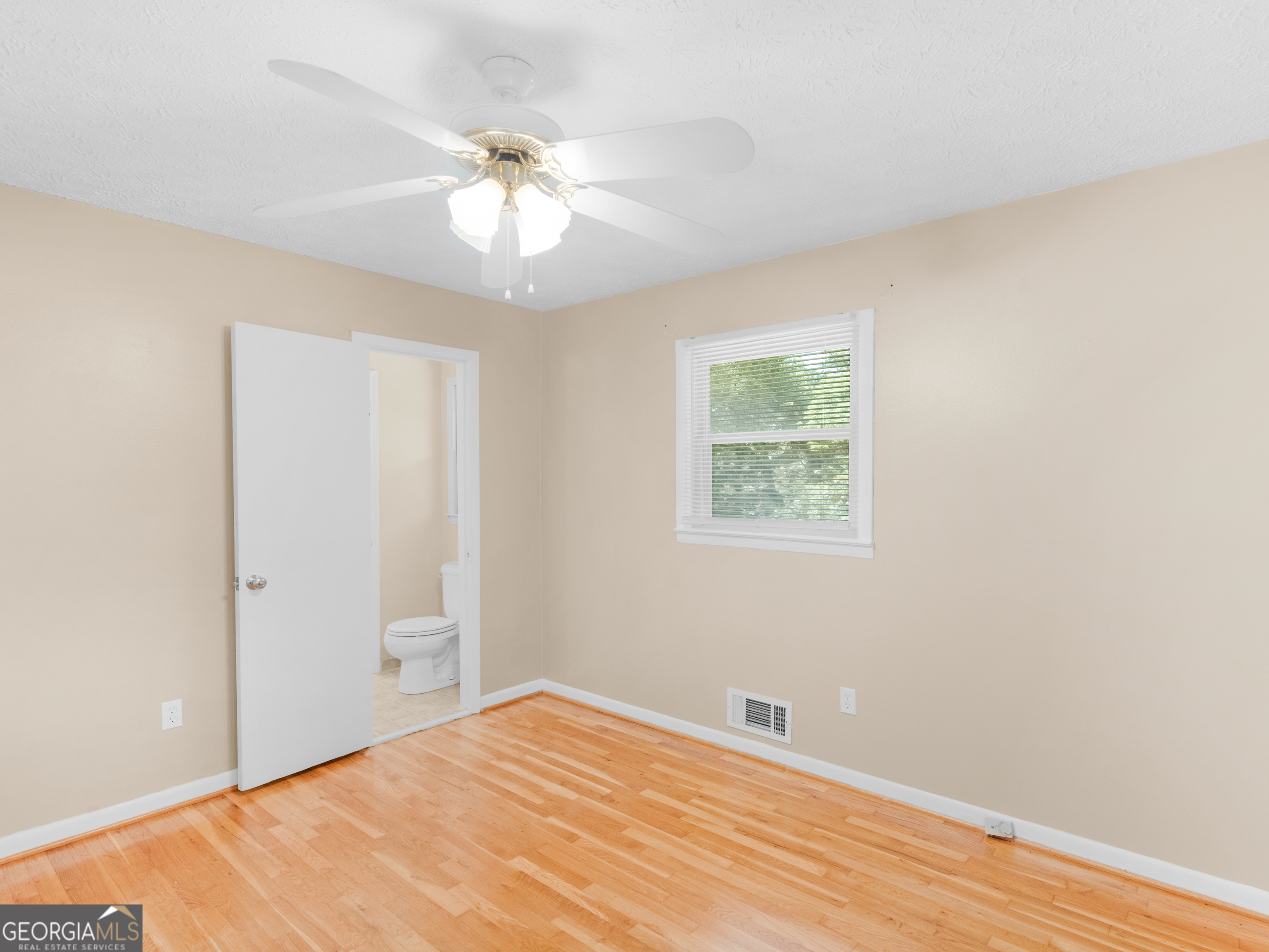 100 Homestead Place Rex, GA 30273 - Photo 15 of 46