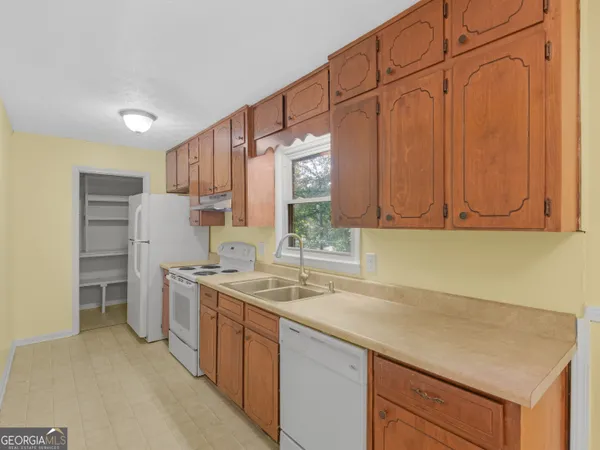 $239,900 | 100 Homestead Place, Rex, GA 30273