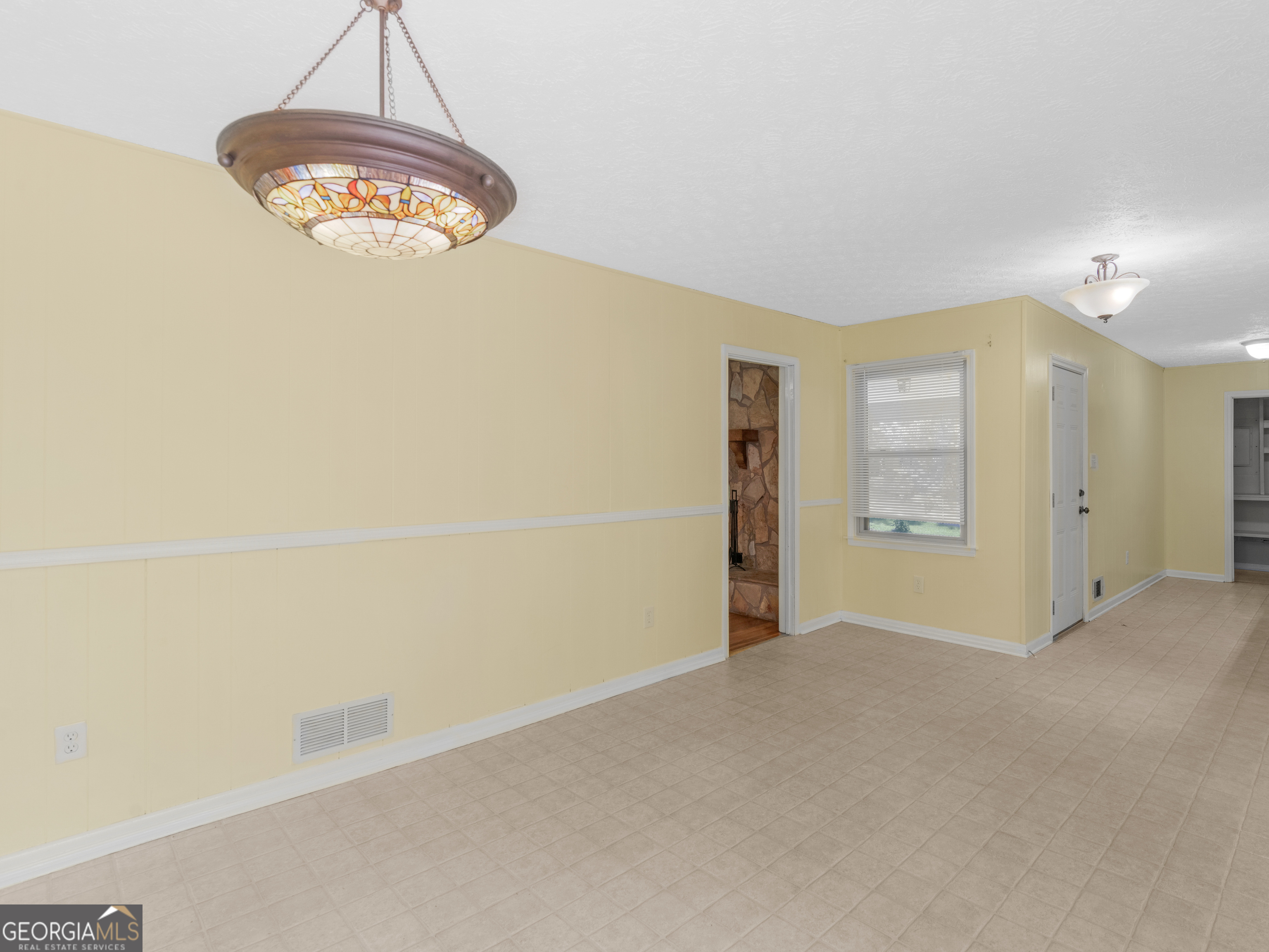 100 Homestead Place Rex, GA 30273 - Photo 10 of 46