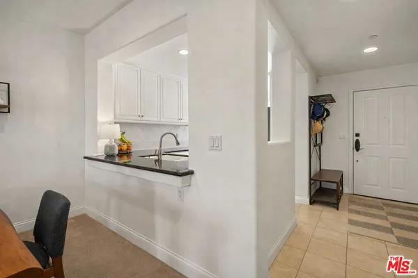 $979,000 | 12975 Agustin Place, Unit 418, Playa Vista, CA 90094