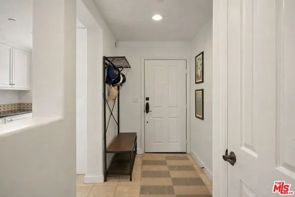 $979,000 | 12975 Agustin Place, Unit 418, Playa Vista, CA 90094